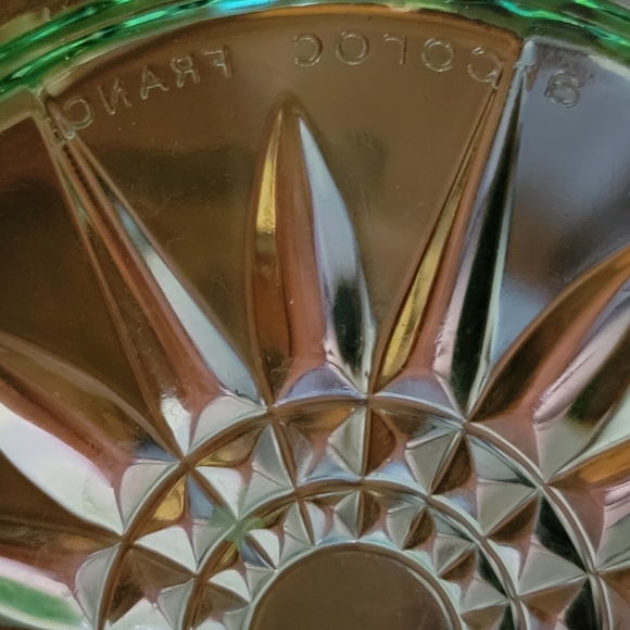 Green Arcoroc France Bowl - Picture 2 of 3